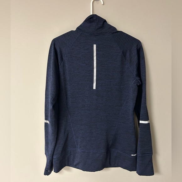 New Balance Heat Navy Blue Pullover - Picture 2 of 4